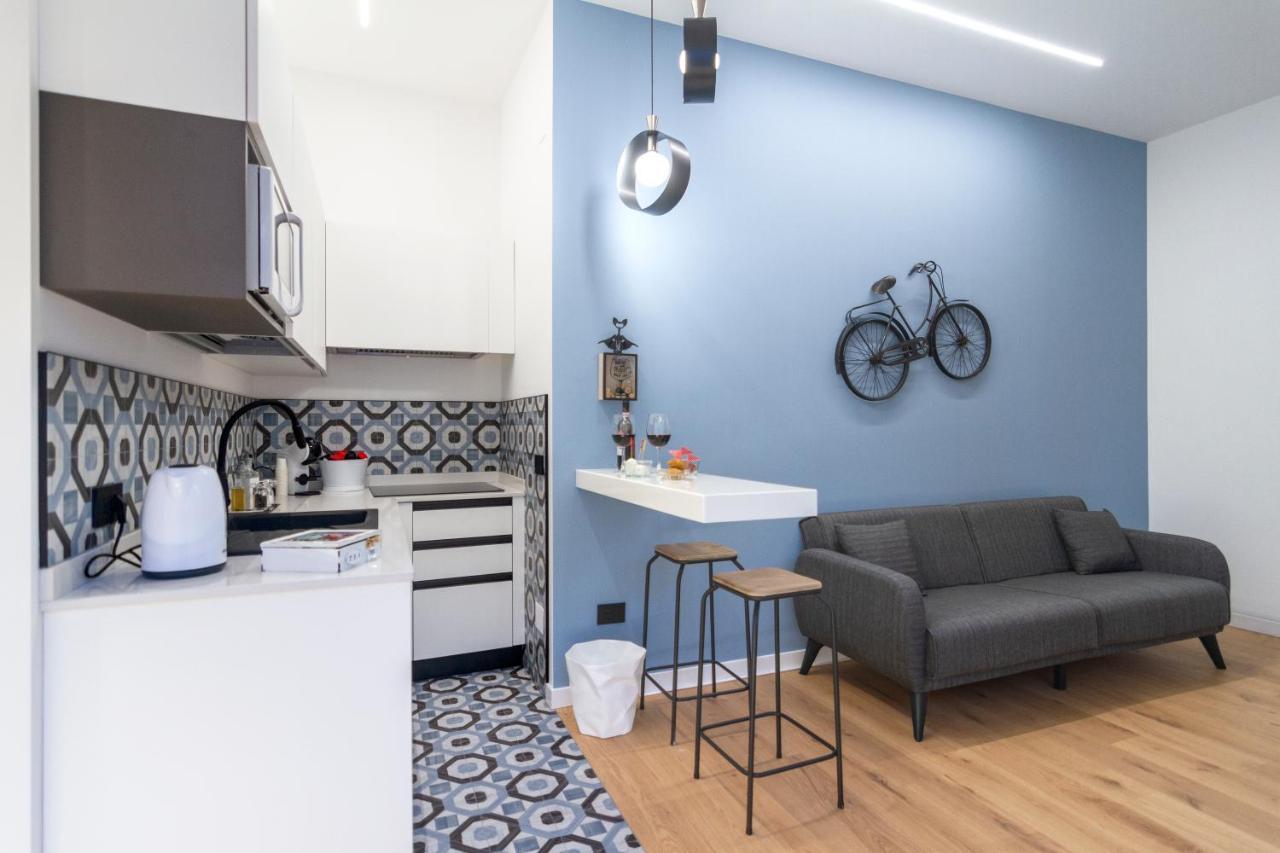 Elite House Parking Free Small Car